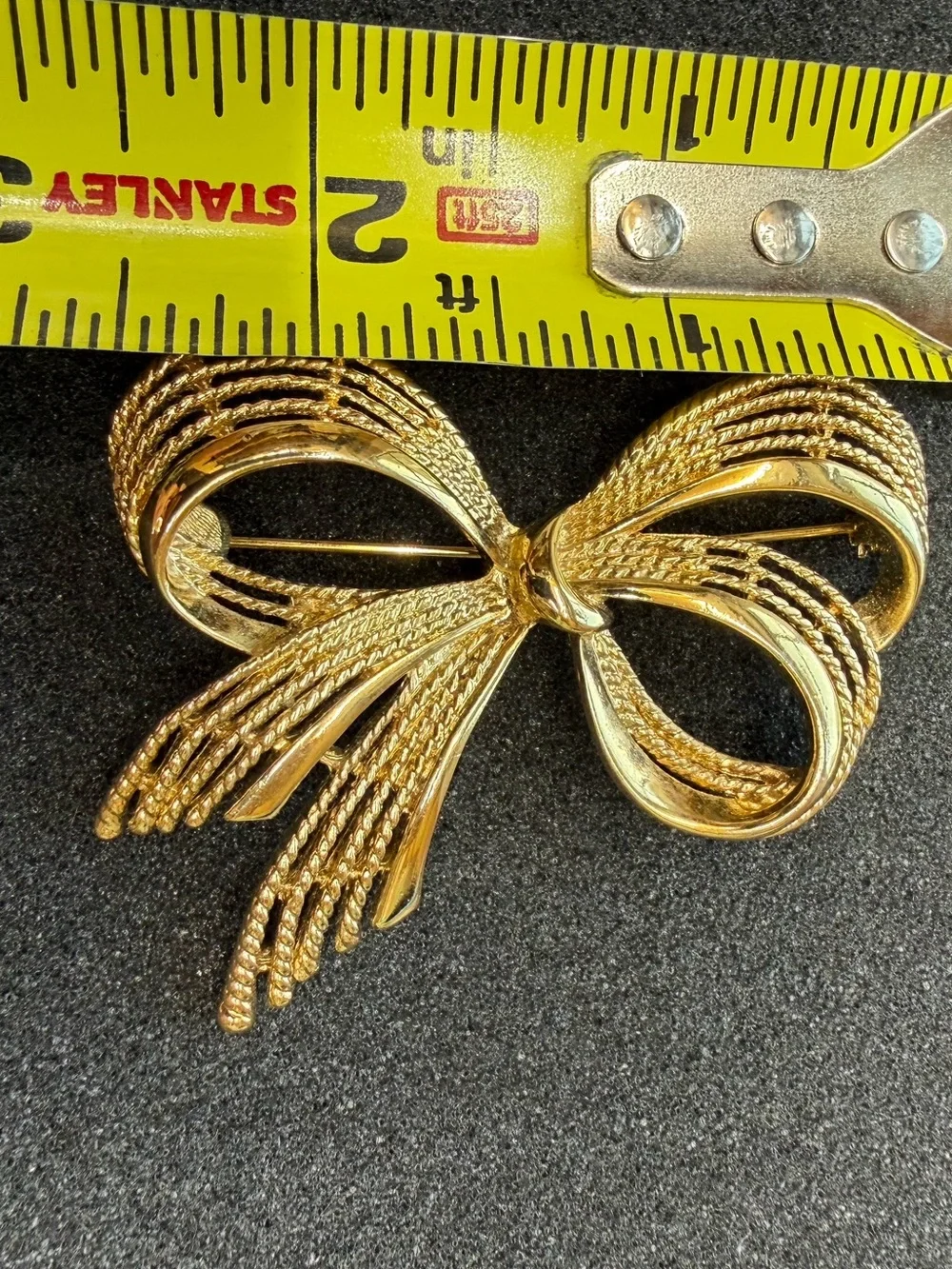 Vintage Napier Gold Tone Ribbon Brooch